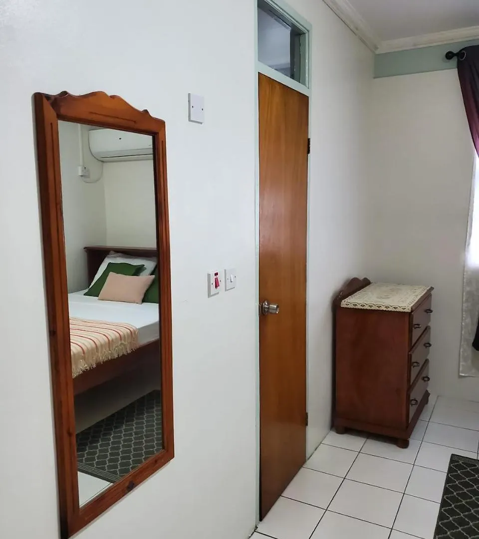 Safari Apartments بورتسموث بيت ضيافة